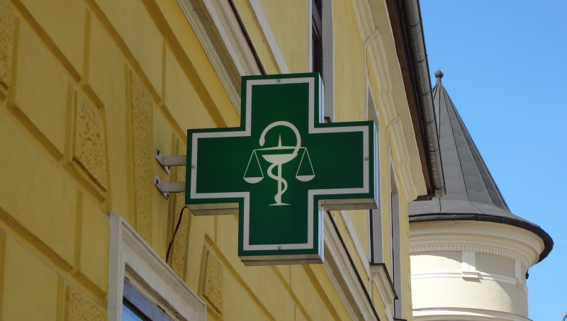 pharmacie-POURRIERES-min_logo-pharmacy-3215049